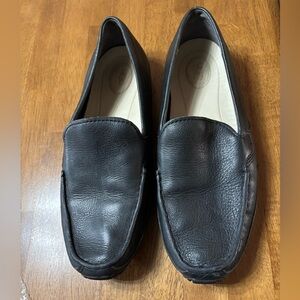 UGG Australia Men's Classic Leather Loafer Shoe Black Size 10